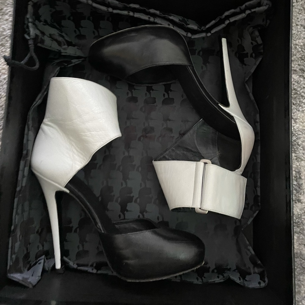 Karl Lagerfeld heels